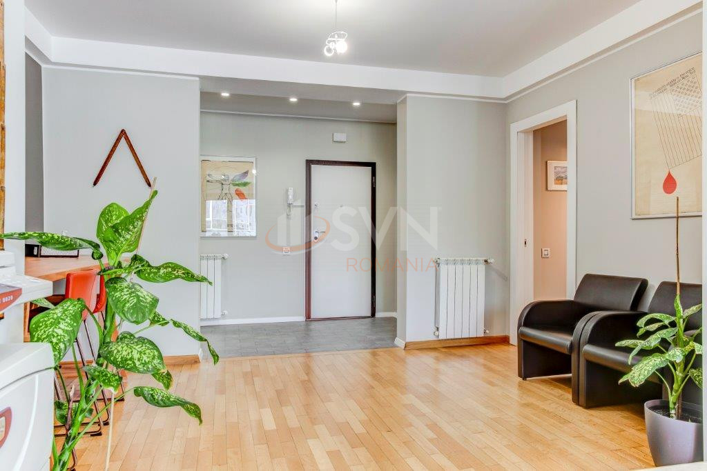 Apartament, 3 camere Bucuresti/Calea Victoriei