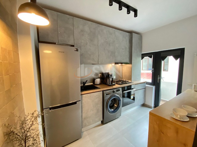 Apartament, 3 camere Bucuresti/Piata Unirii (s3)