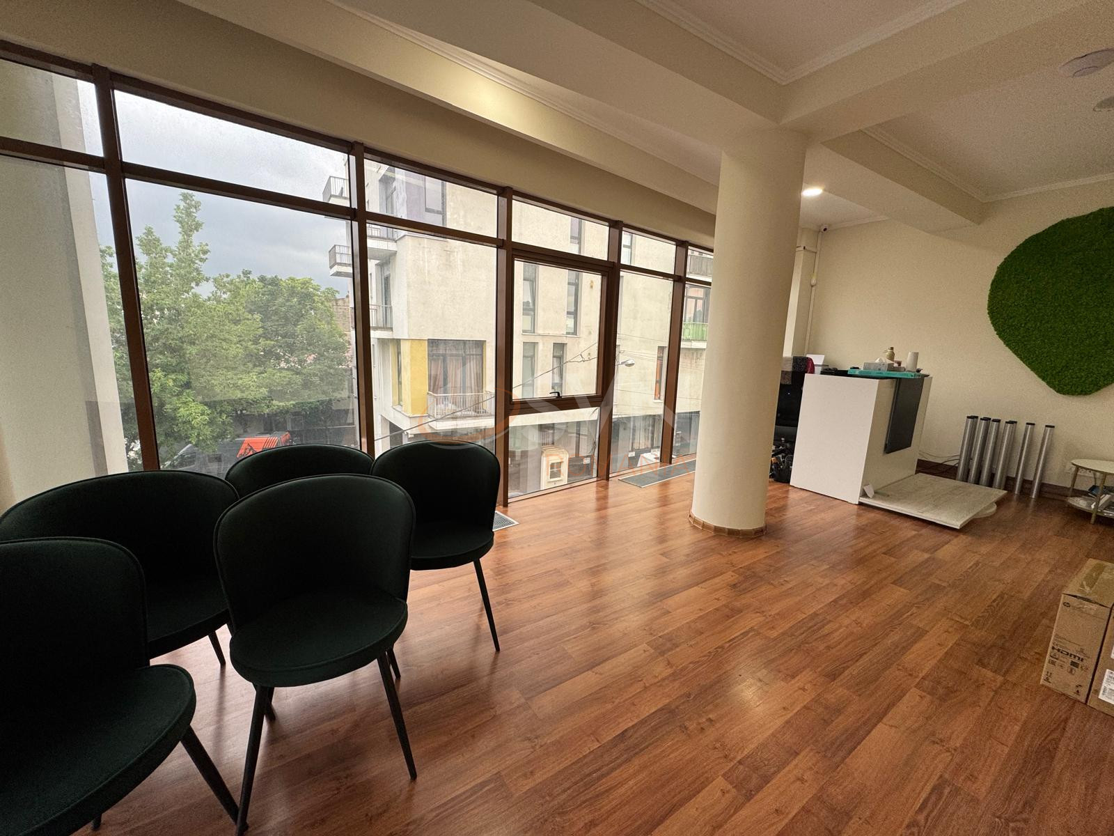 Apartament, 3 camere Bucuresti/Eroii Revolutiei