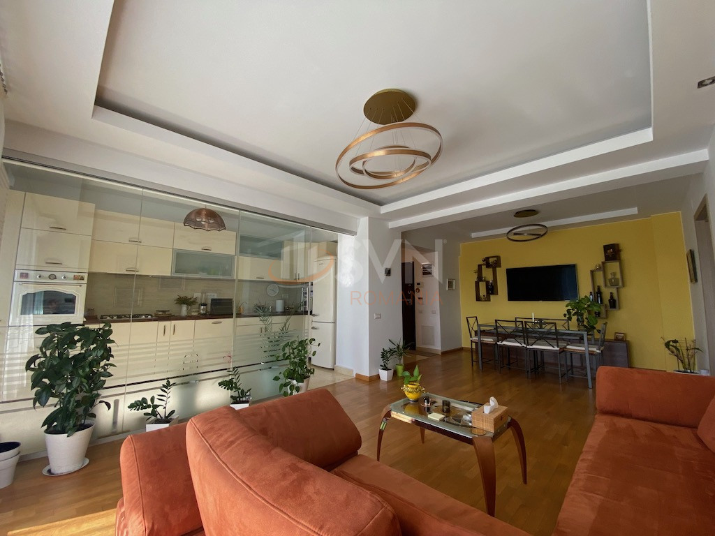 Apartament, 3 camere Bucuresti/Sisesti