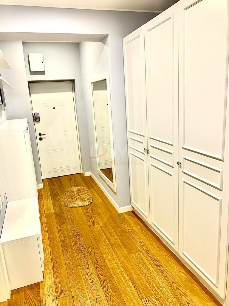 Apartament, 3 camere Bucuresti/Decebal