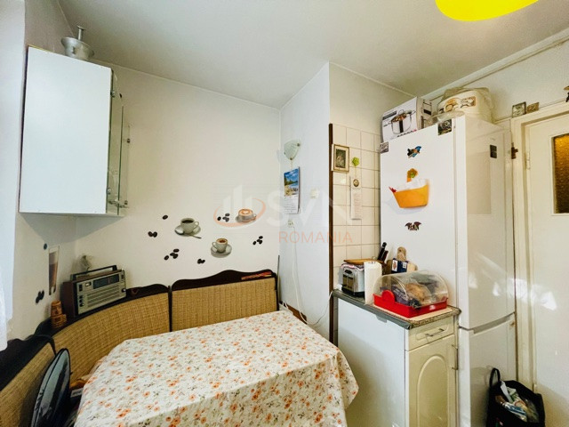 Apartament, 3 camere Bucuresti/Crangasi