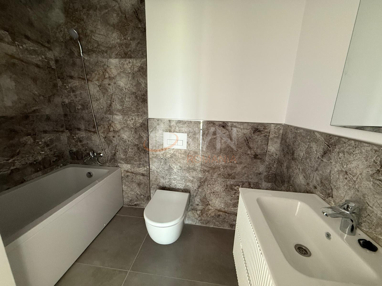 Apartament, 3 camere Bucuresti/Aviatiei