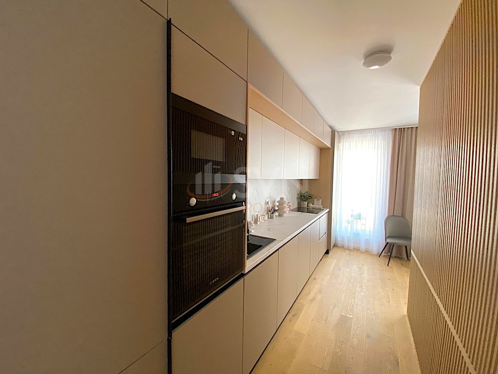 Apartament, 3 camere Bucuresti/Crangasi