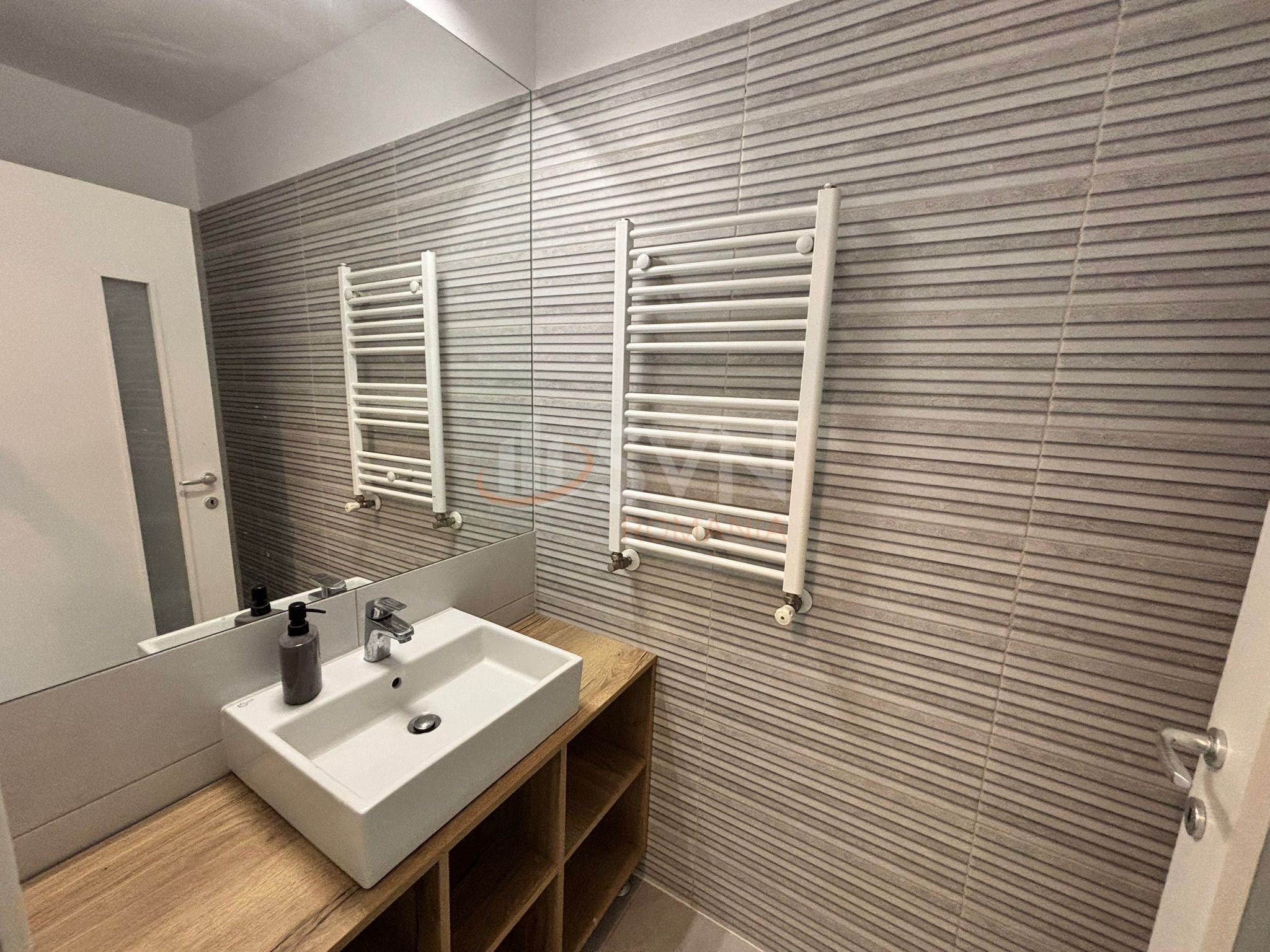 Apartament, 3 camere Bucuresti/Barbu Vacarescu