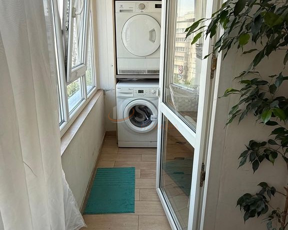 Apartament, 3 camere Bucuresti/Calea Victoriei