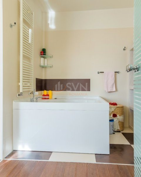 Apartament, 3 camere Bucuresti/Herastrau