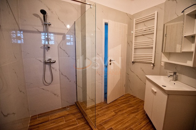 Apartament, 3 camere Bucuresti/Bucurestii Noi