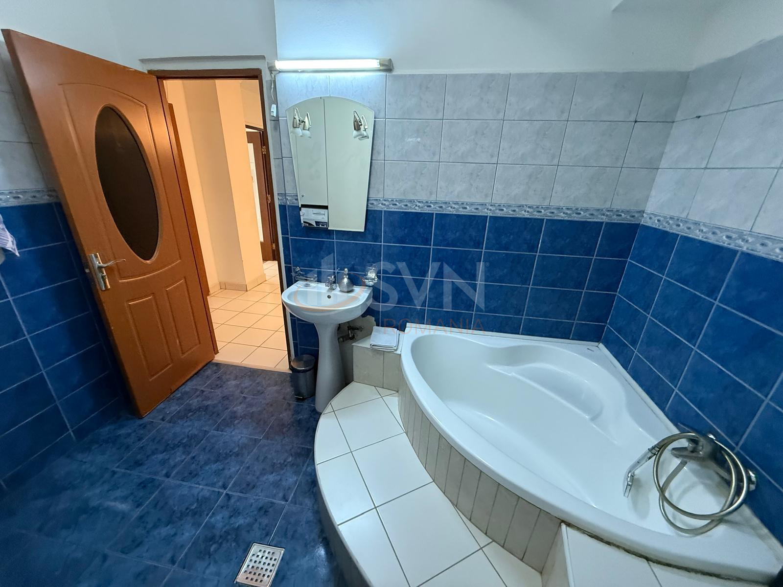 Apartament, 3 camere Bucuresti/Universitate (s1)