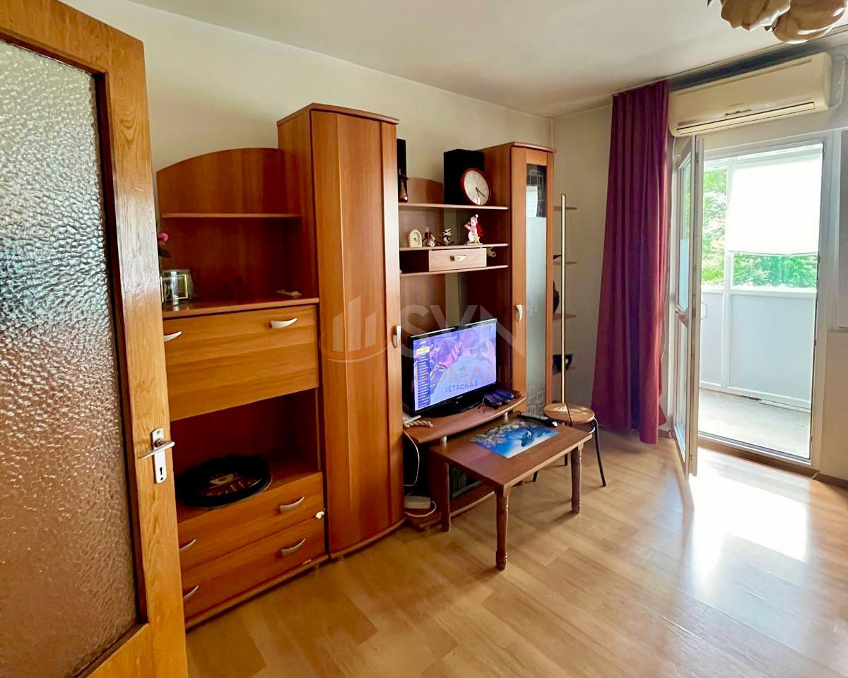 Apartament, 3 camere Bucuresti/Piata Victoriei