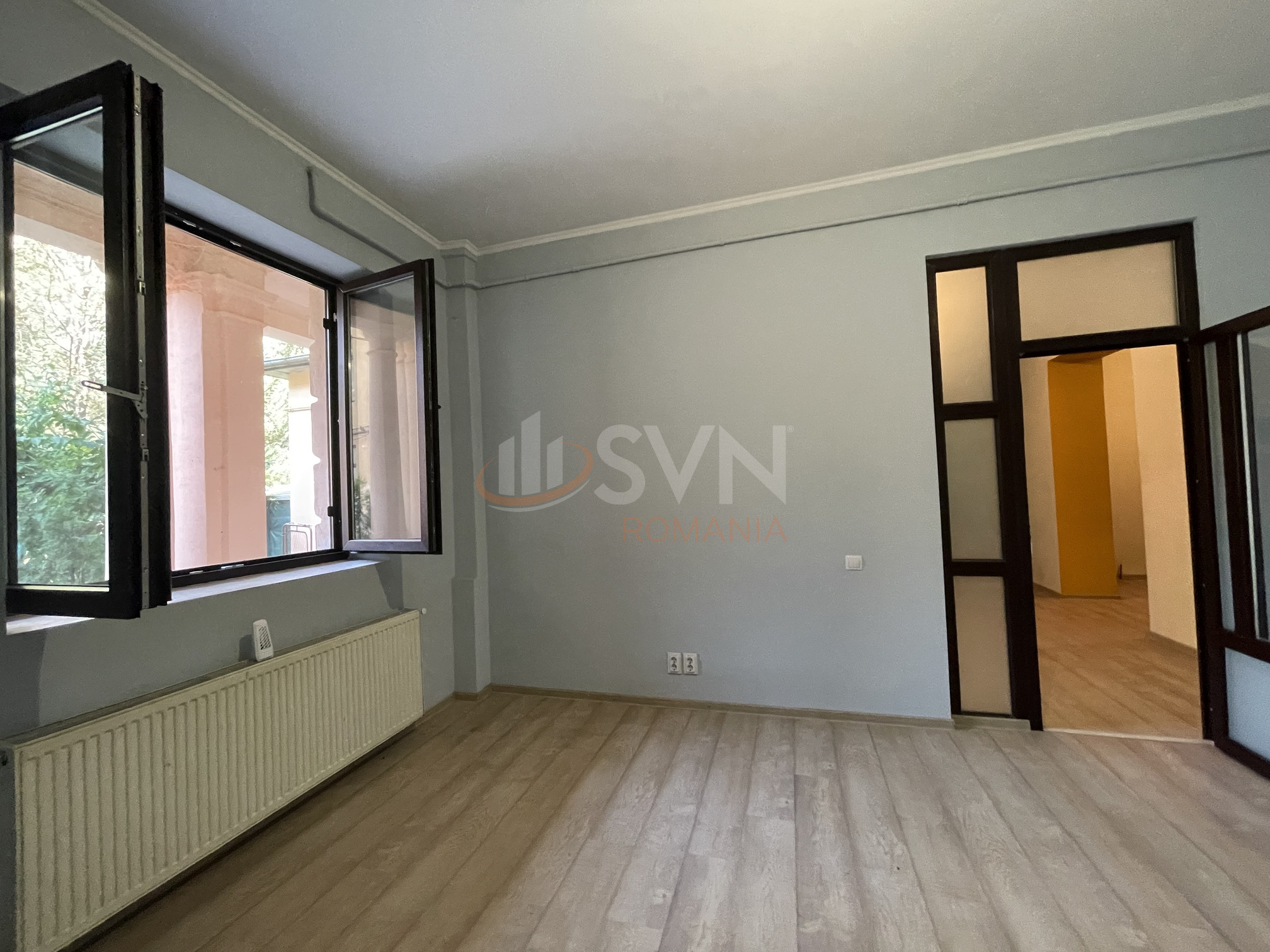 Apartament, 3 camere Bucuresti/Calea Victoriei