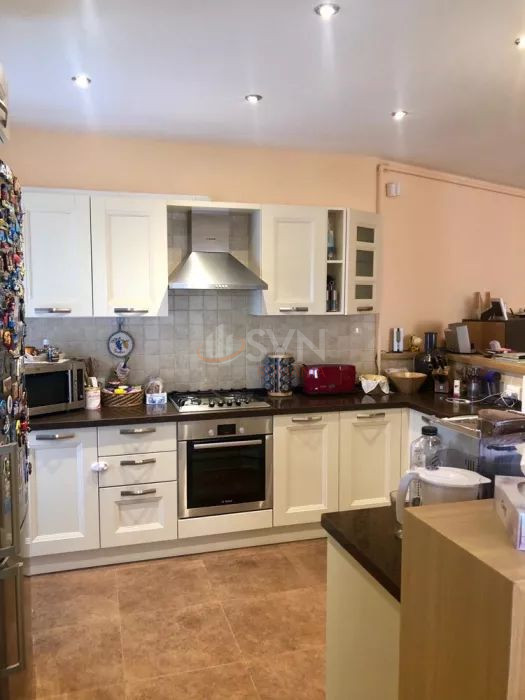 Apartament, 3 camere Cluj/Buna Ziua