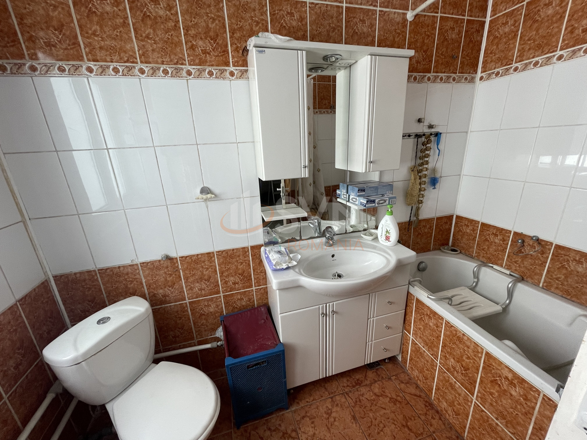 Apartament, 3 camere Bucuresti/Romana