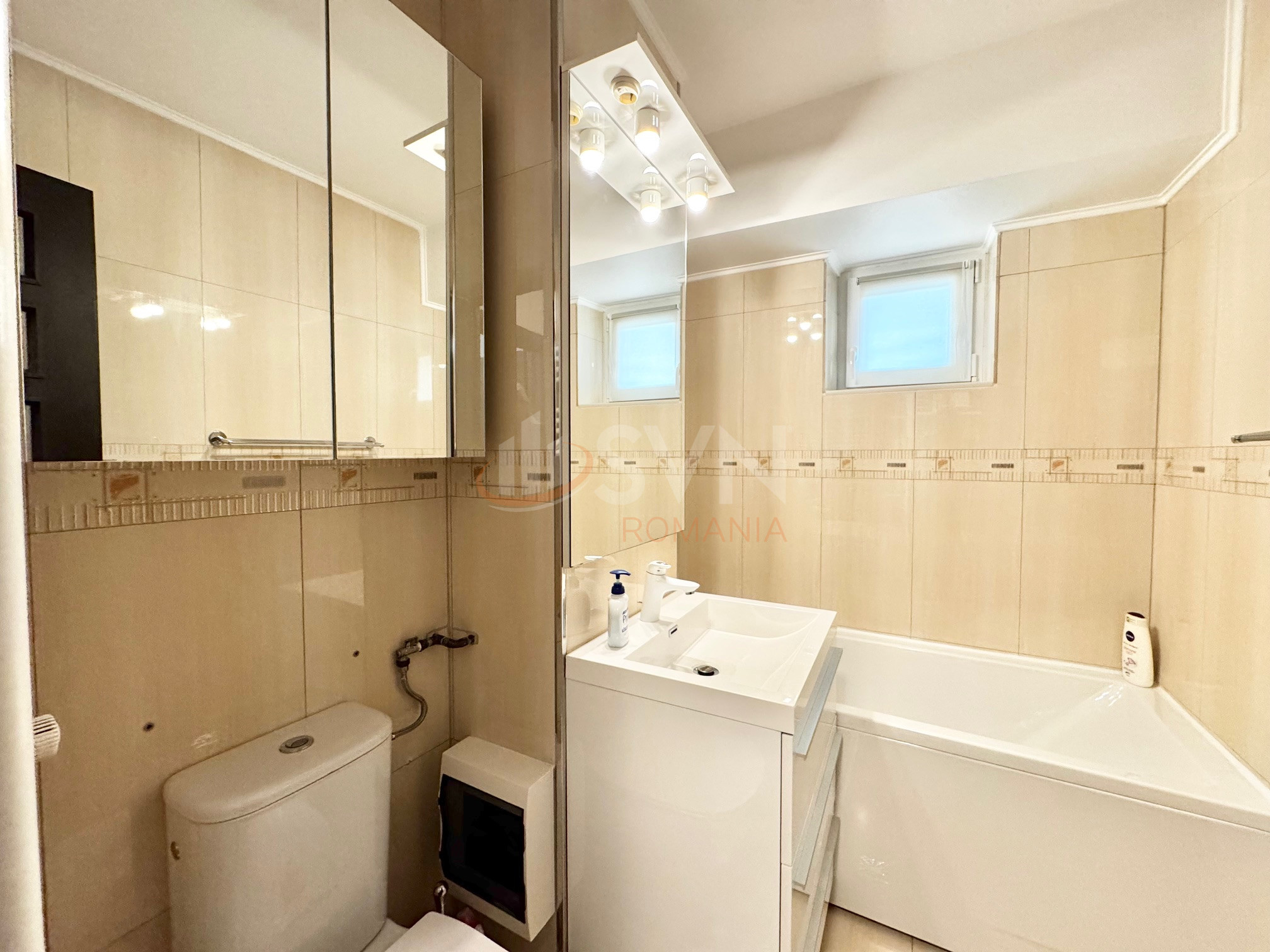 Apartament, 3 camere Bucuresti/Piata Unirii (s3)