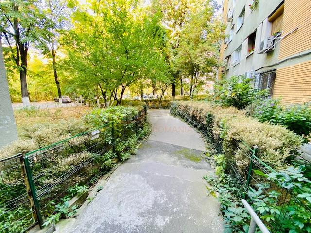 Apartament, 3 camere Bucuresti/Titan