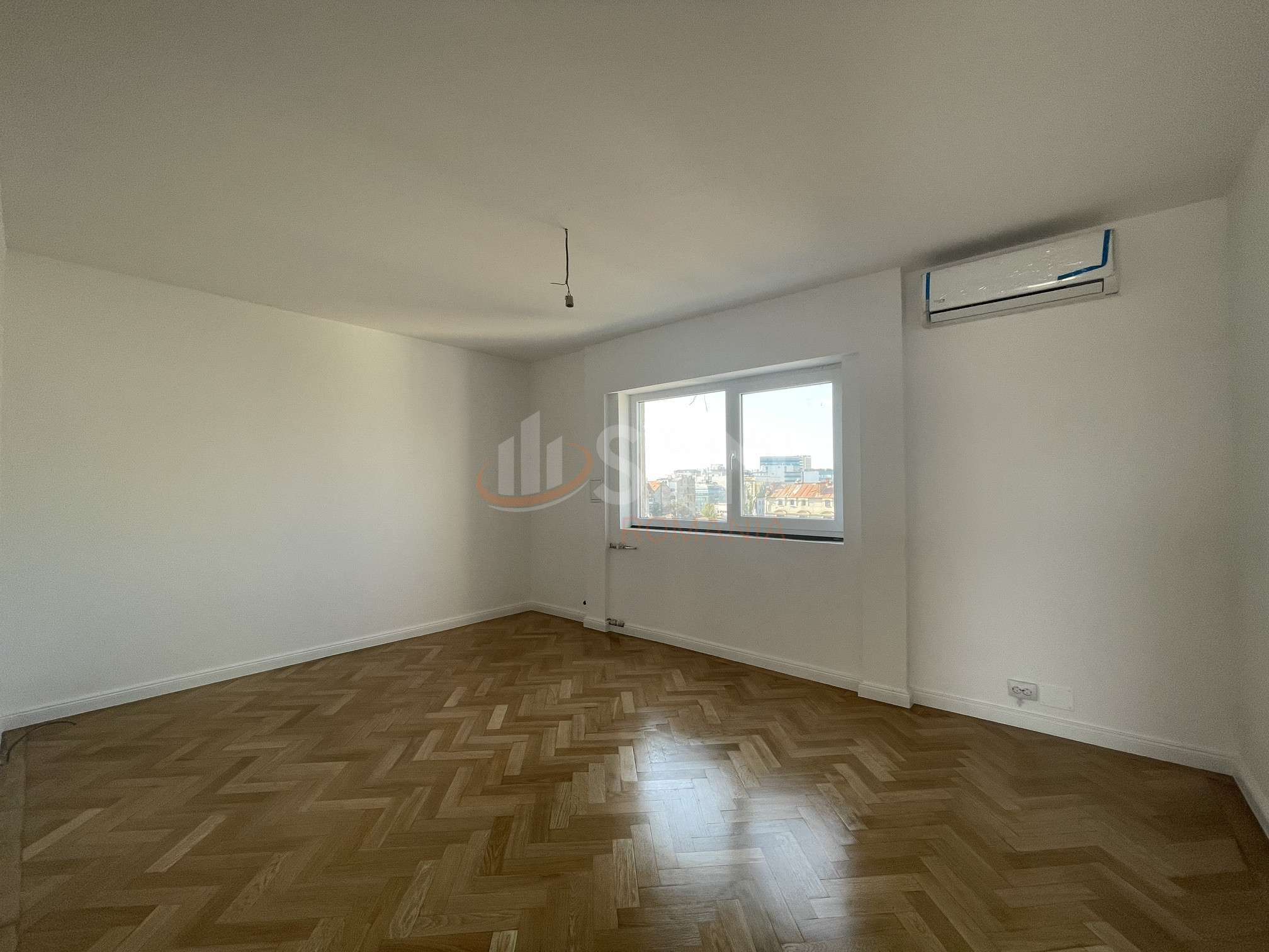 Apartament, 3 camere Bucuresti/Calea Victoriei