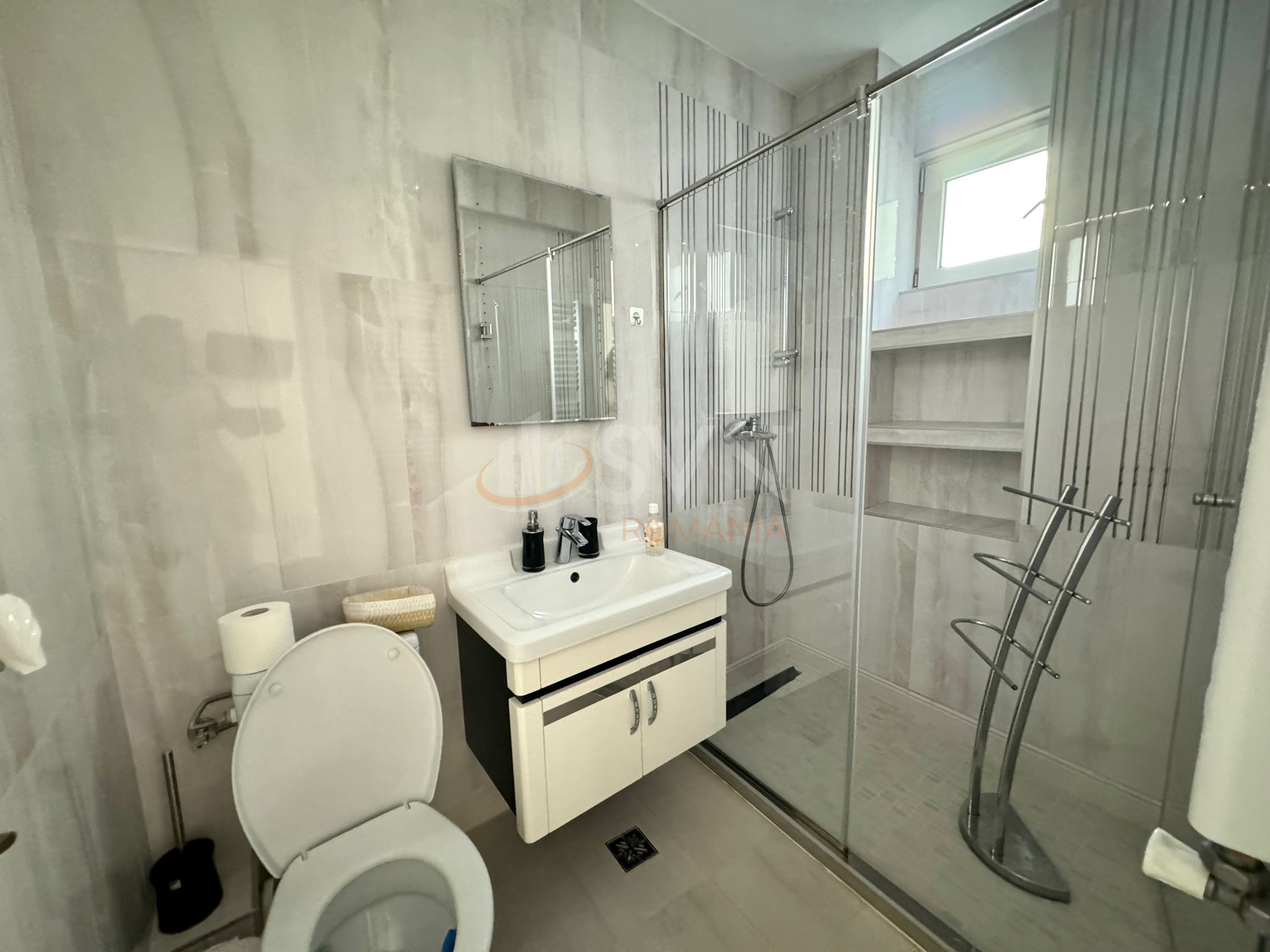 Apartament, 3 camere Bucuresti/Armeneasca