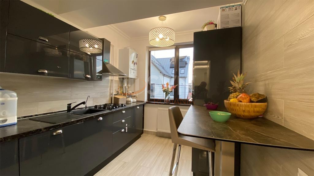 Apartament, 3 camere Bucuresti/Bucurestii Noi