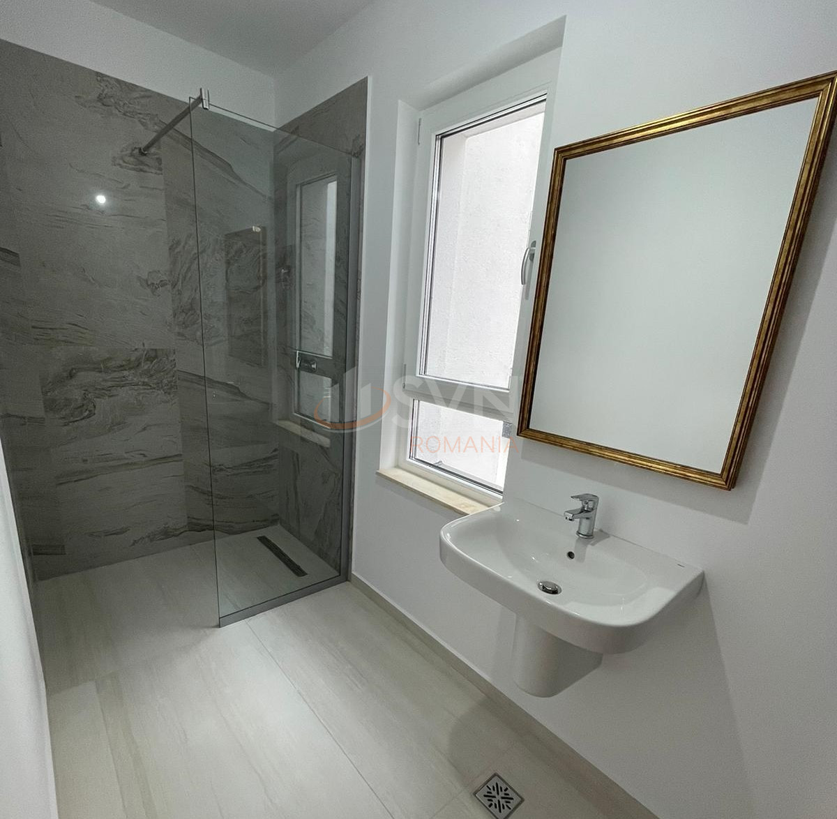 Apartament, 3 camere Bucuresti/Calea Calarasilor