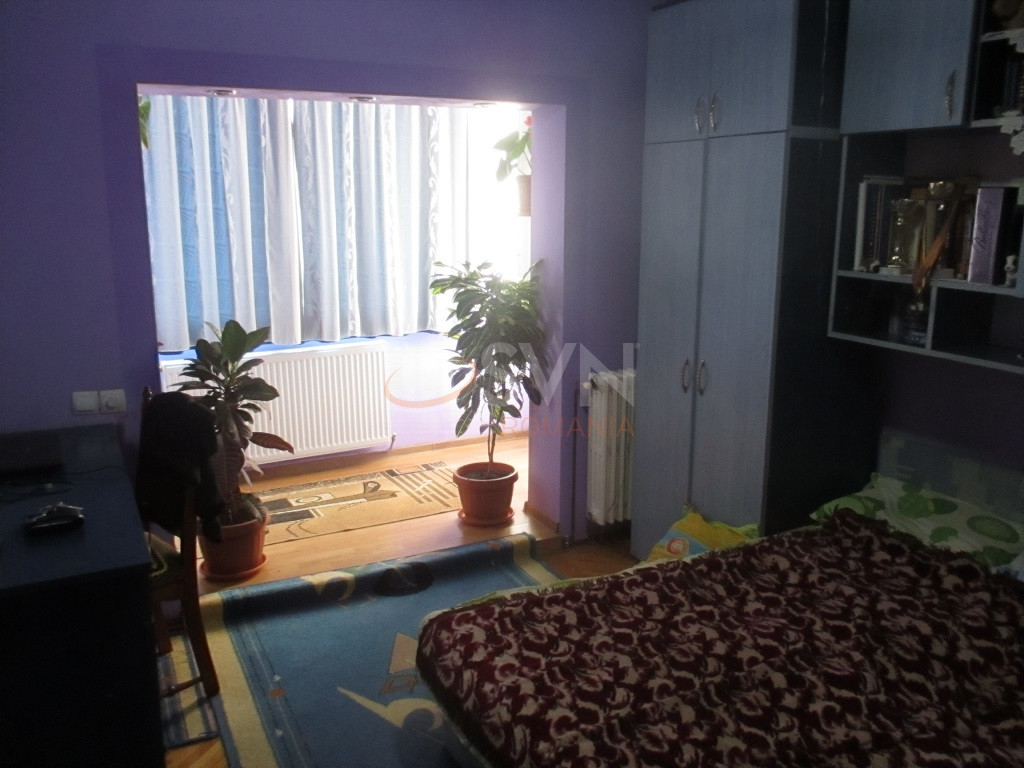 Apartament, 3 camere Cluj/Manastur