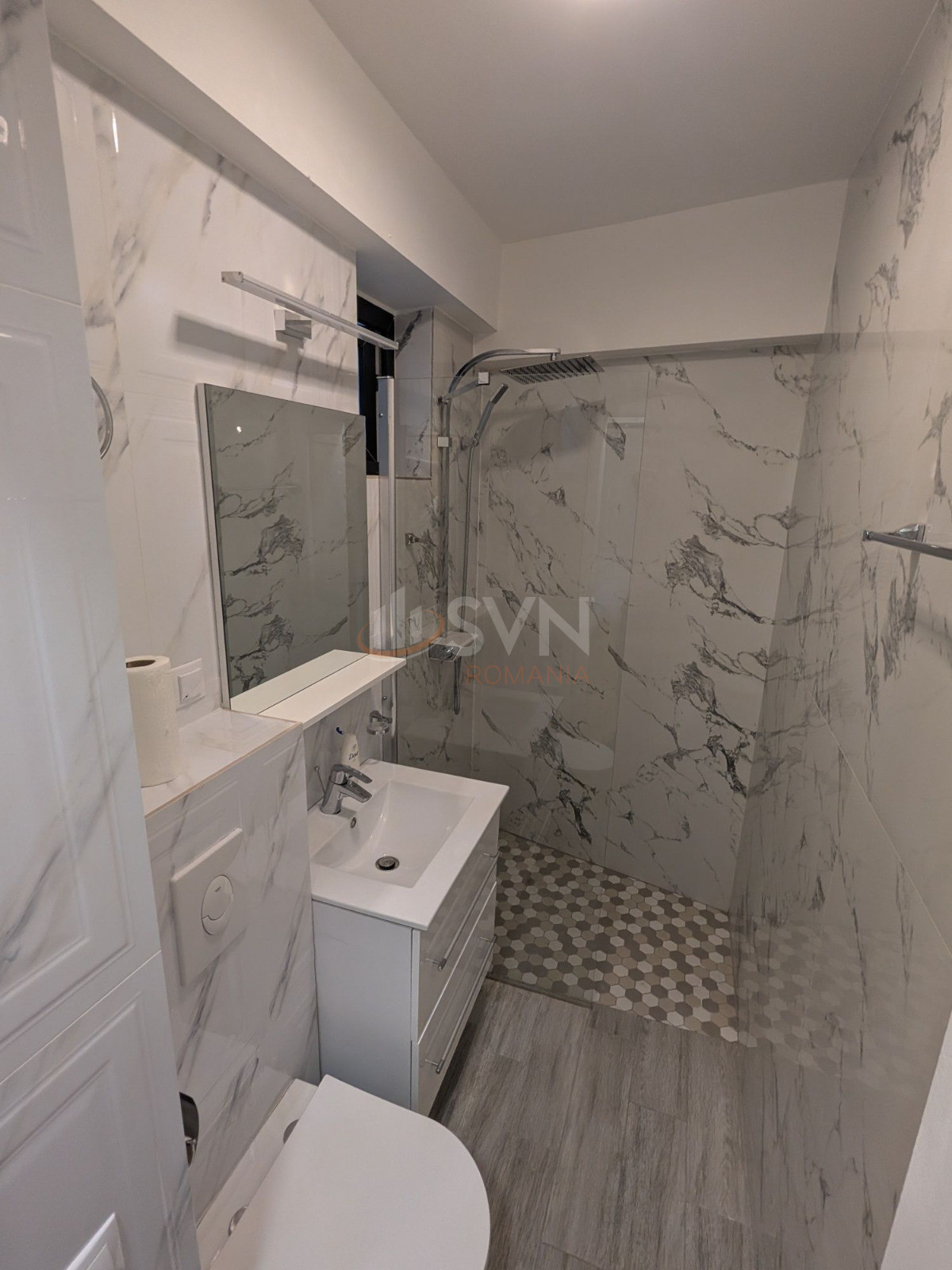 Apartament, 3 camere Bucuresti/Calea Victoriei