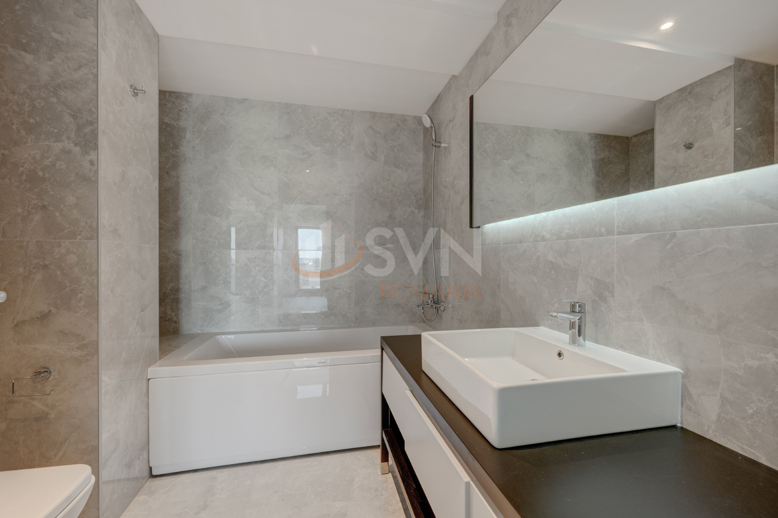 Apartament, 3 camere Bucuresti/Alba Iulia