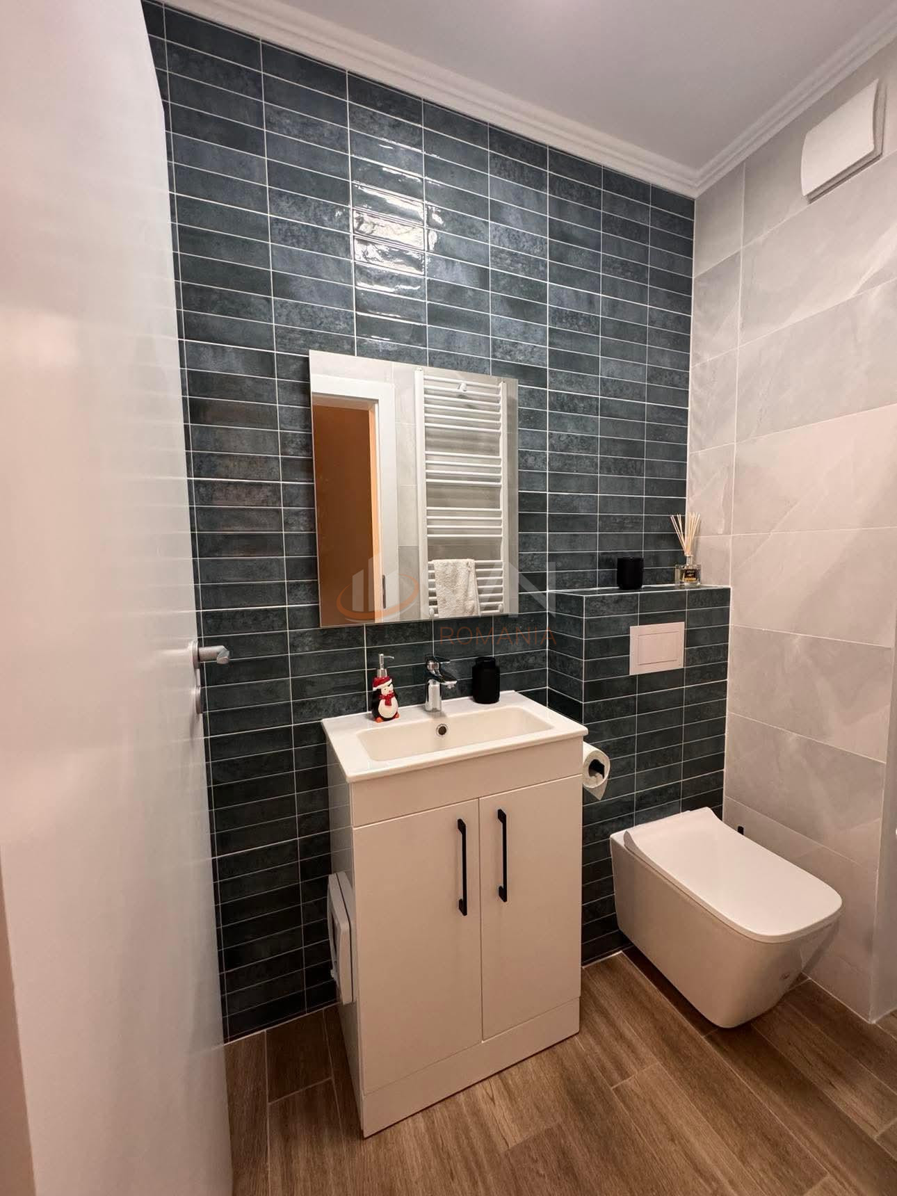 Apartament, 3 camere Bucuresti/Titan