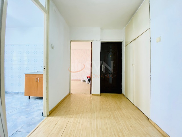 Apartament, 3 camere Bucuresti/Basarabia