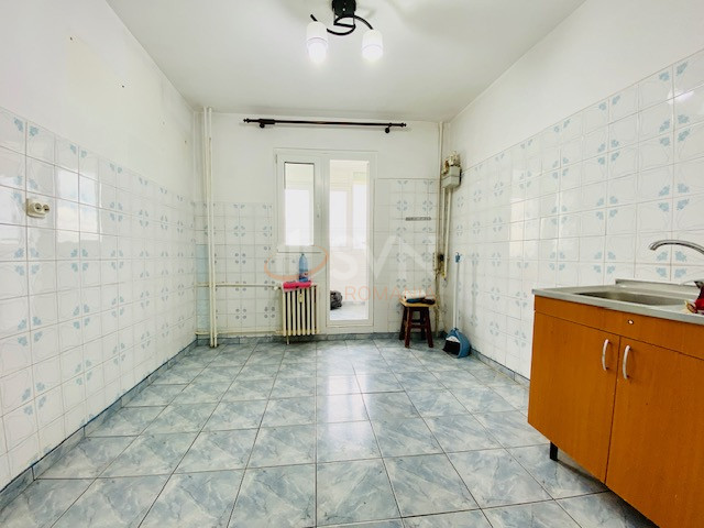 Apartament, 3 camere Bucuresti/Basarabia