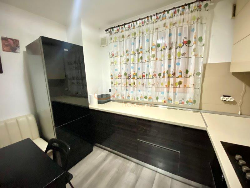 Apartament, 3 camere Bucuresti/Timpuri Noi
