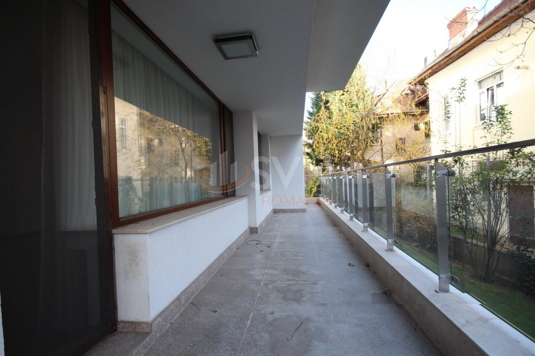 Apartament, 3 camere Bucuresti/Clucerului