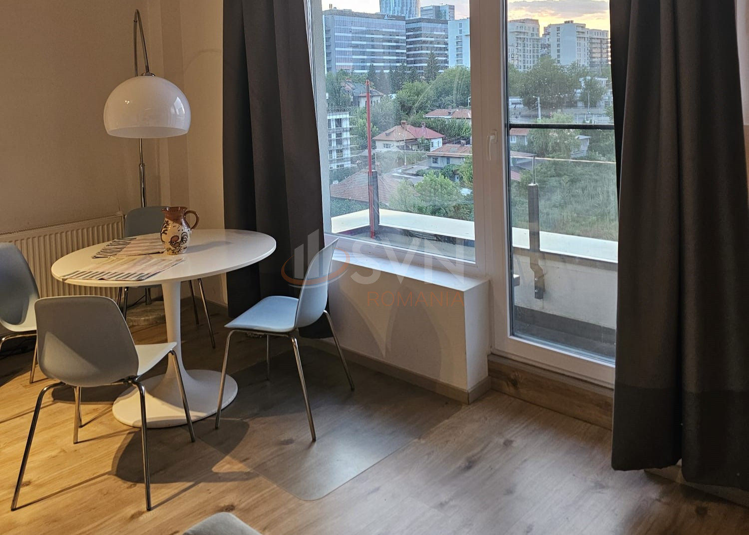 Apartament, 3 camere Bucuresti/Lacul Tei