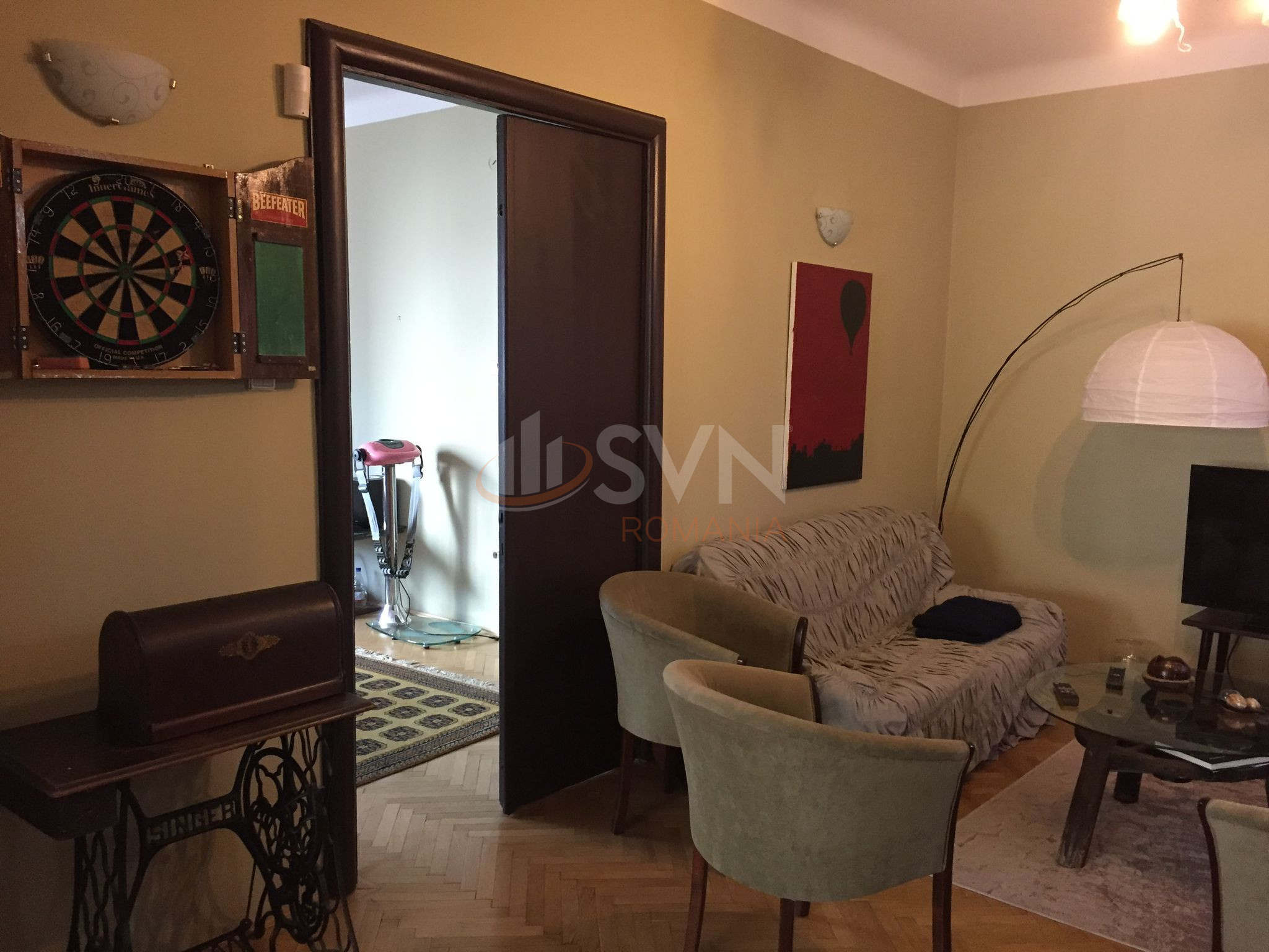 Apartament, 3 camere Bucuresti/Calea Victoriei