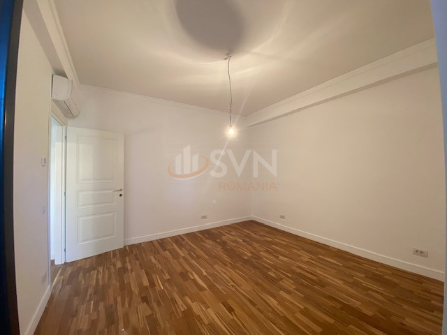 Apartament, 3 camere Bucuresti/Calea Victoriei