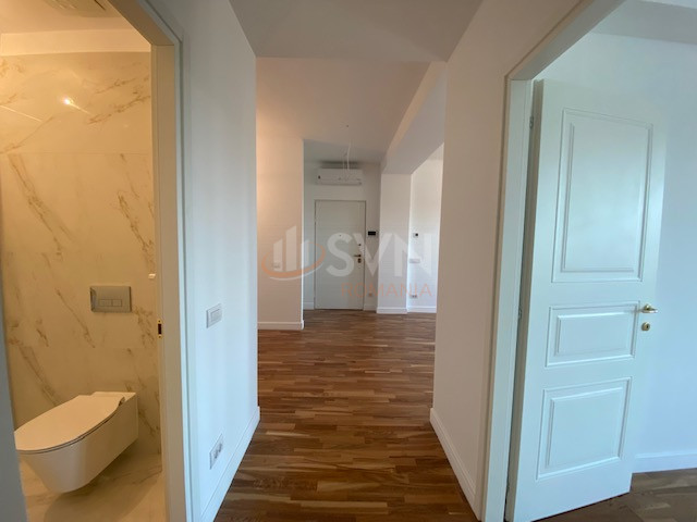 Apartament, 3 camere Bucuresti/Calea Victoriei
