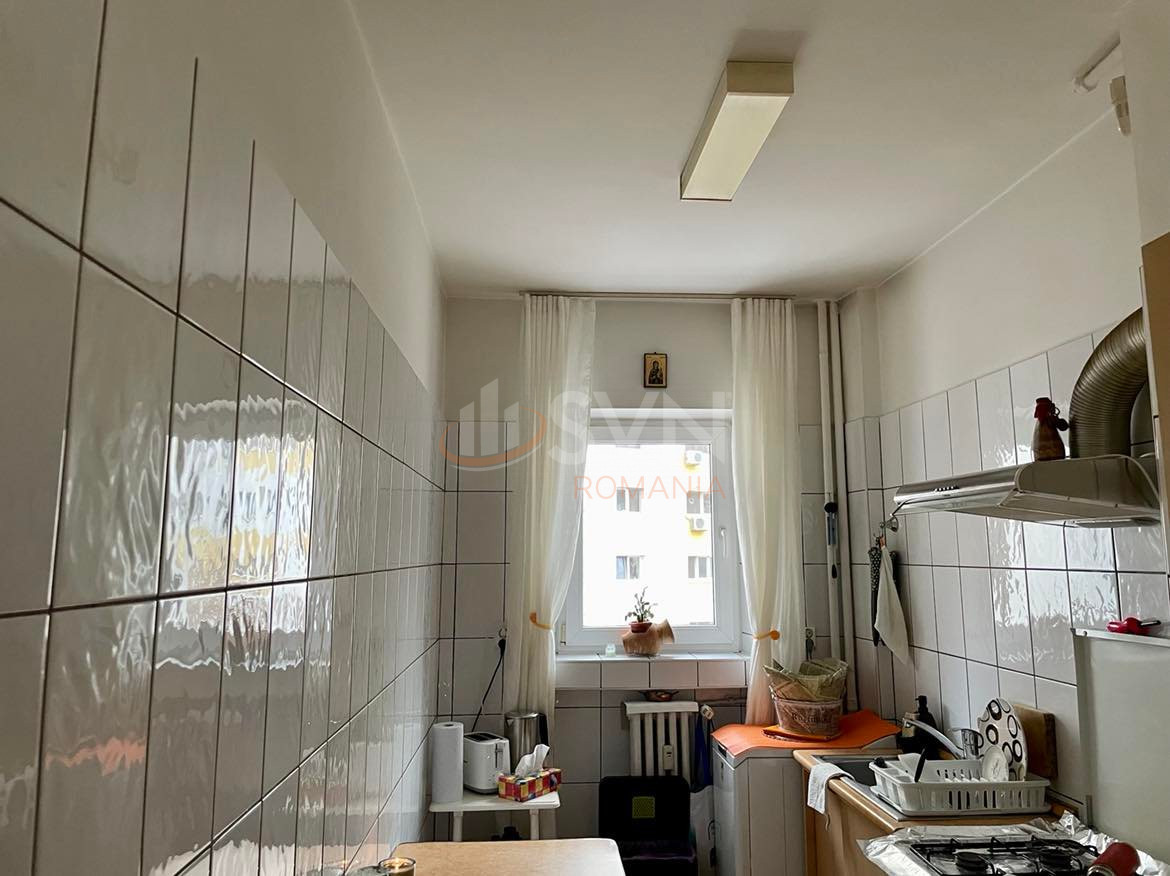 Apartament, 3 camere Bucuresti/Stefan Cel Mare