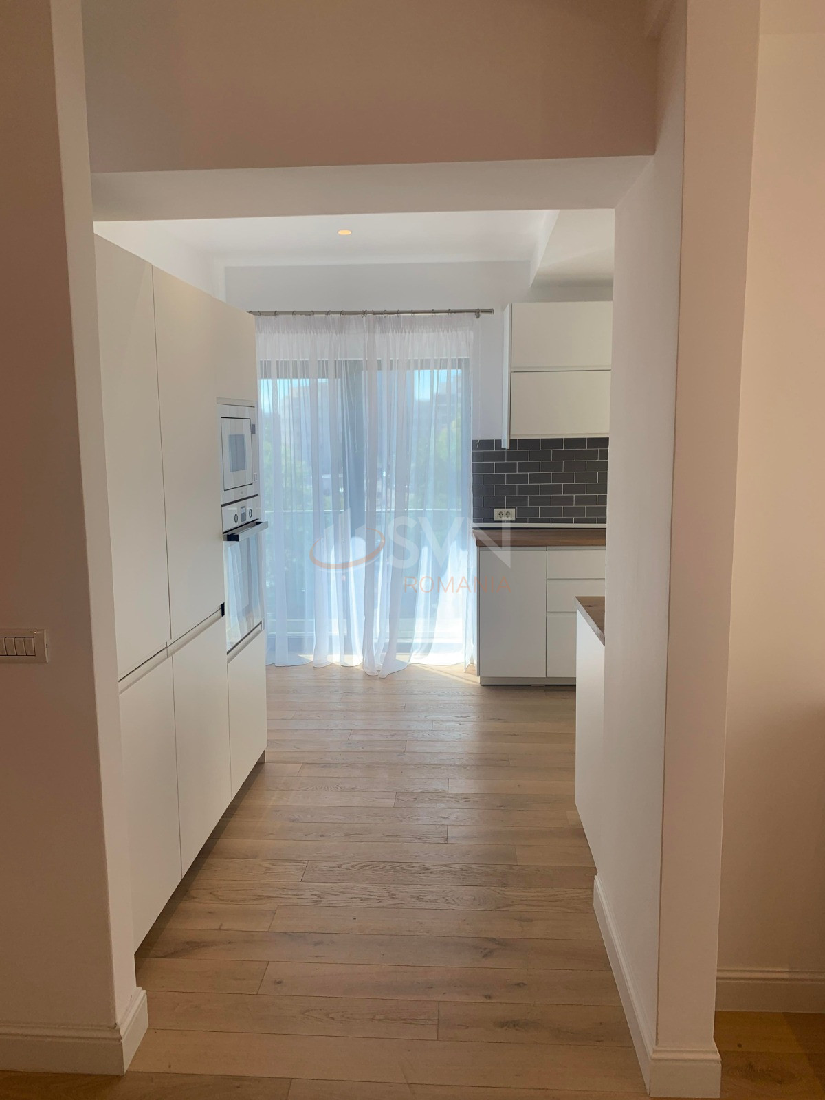 Apartament, 3 camere Bucuresti/Piata Victoriei