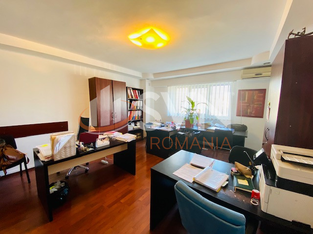 Apartament, 3 camere Bucuresti/Piata Muncii