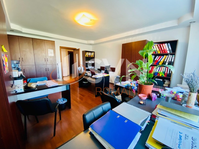 Apartament, 3 camere Bucuresti/Piata Muncii
