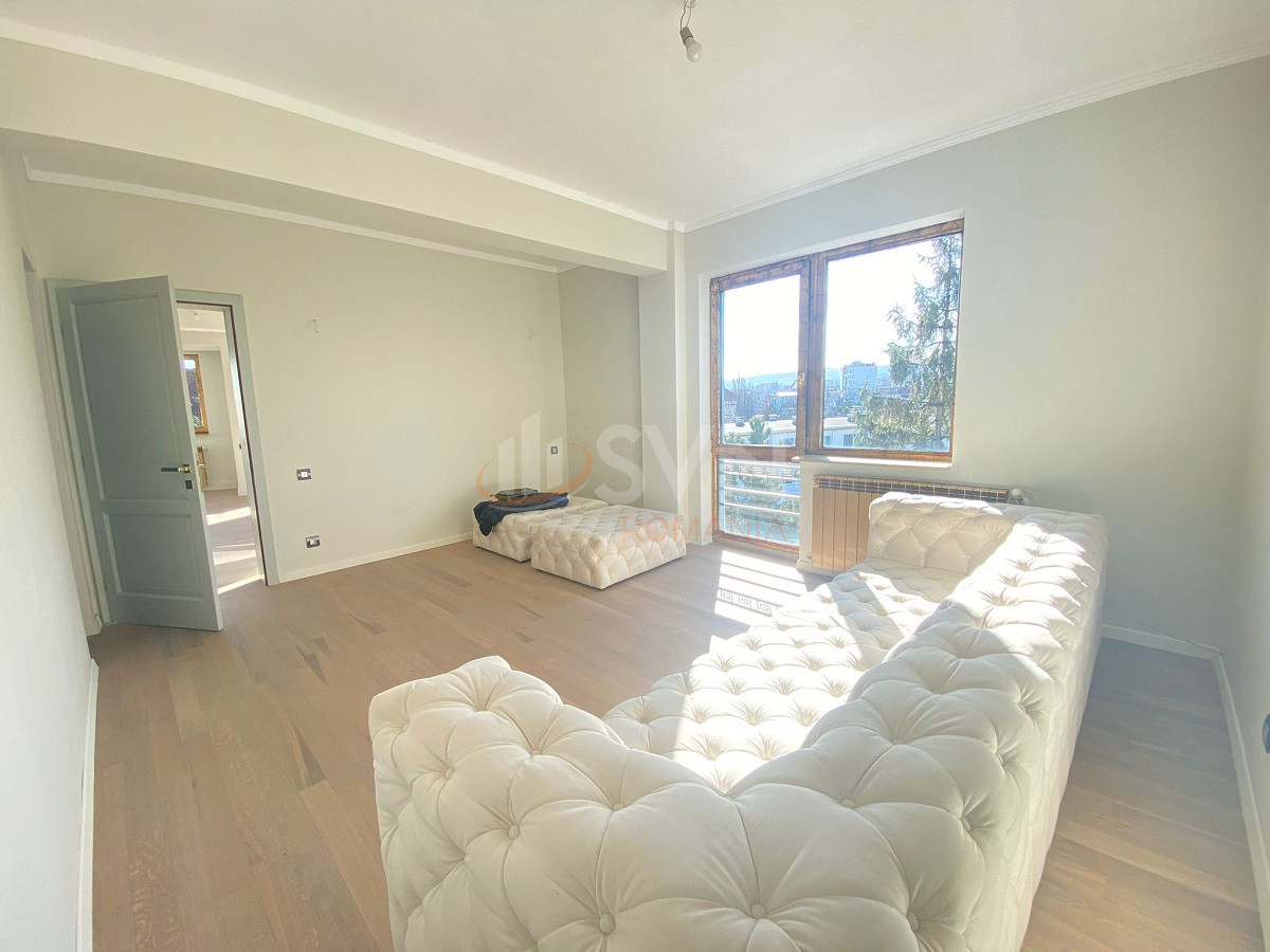 Apartament, 3 camere Cluj/Centru