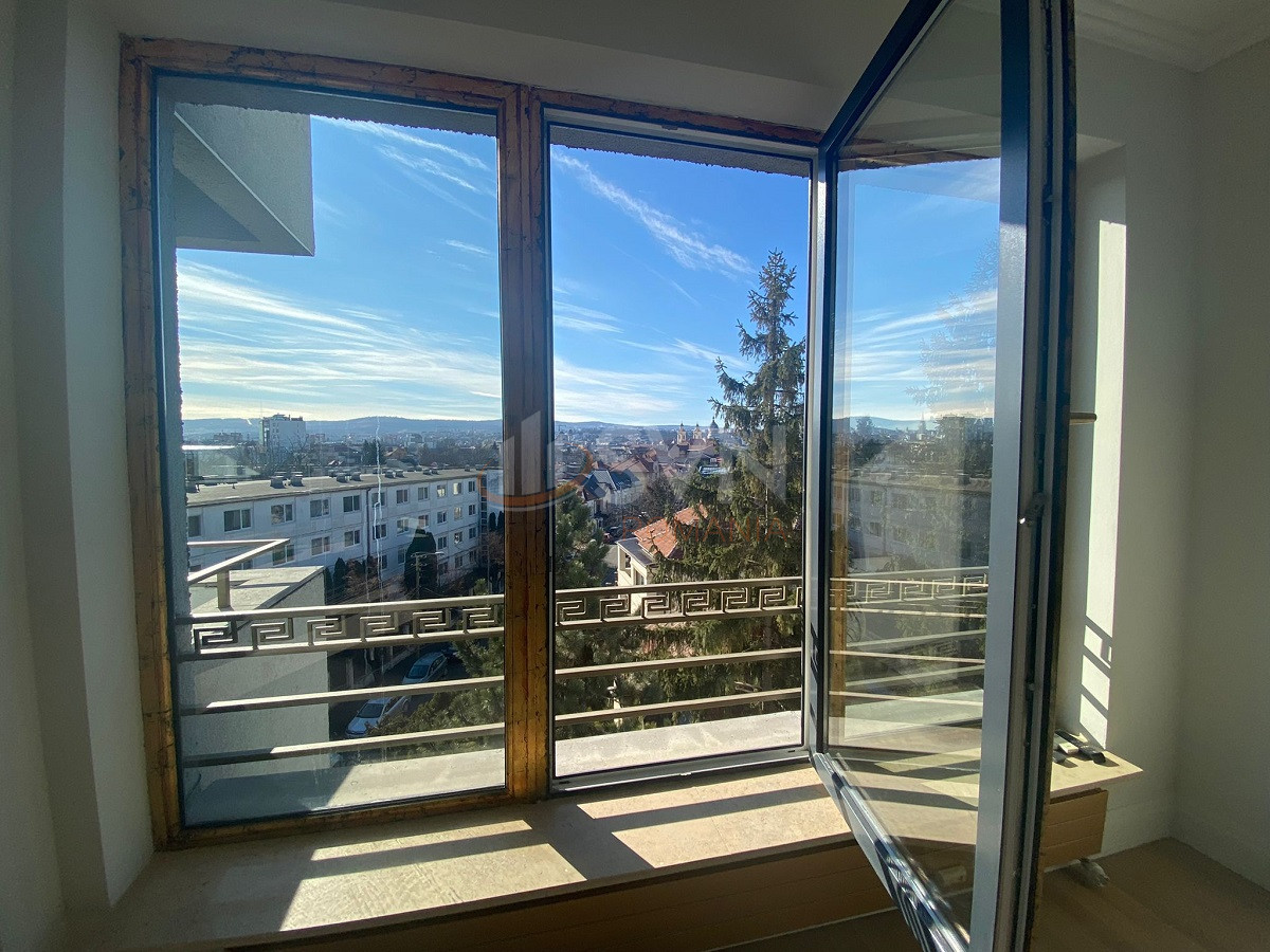 Apartament, 3 camere Cluj/Centru