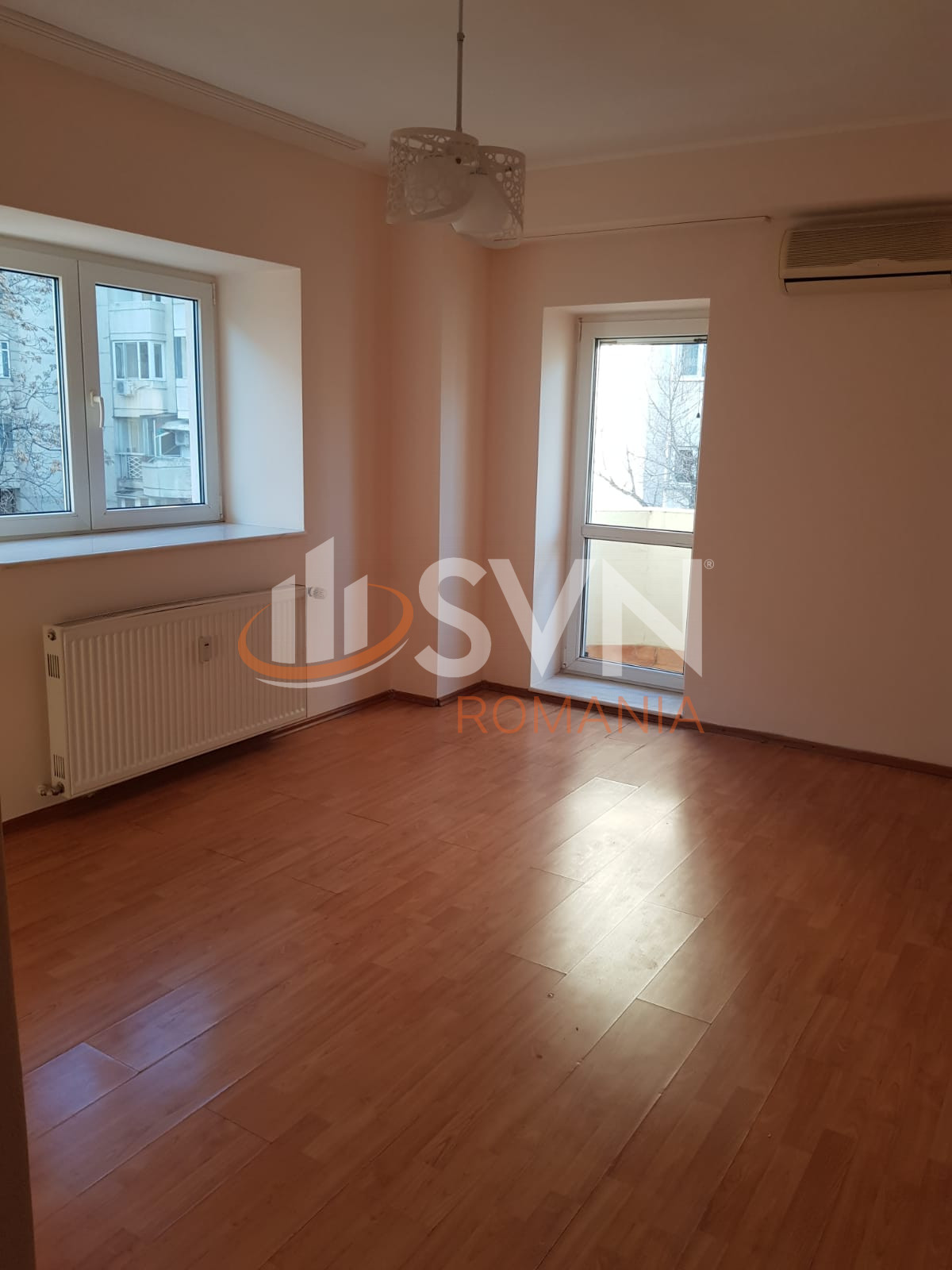 Apartament, 3 camere Bucuresti/Decebal