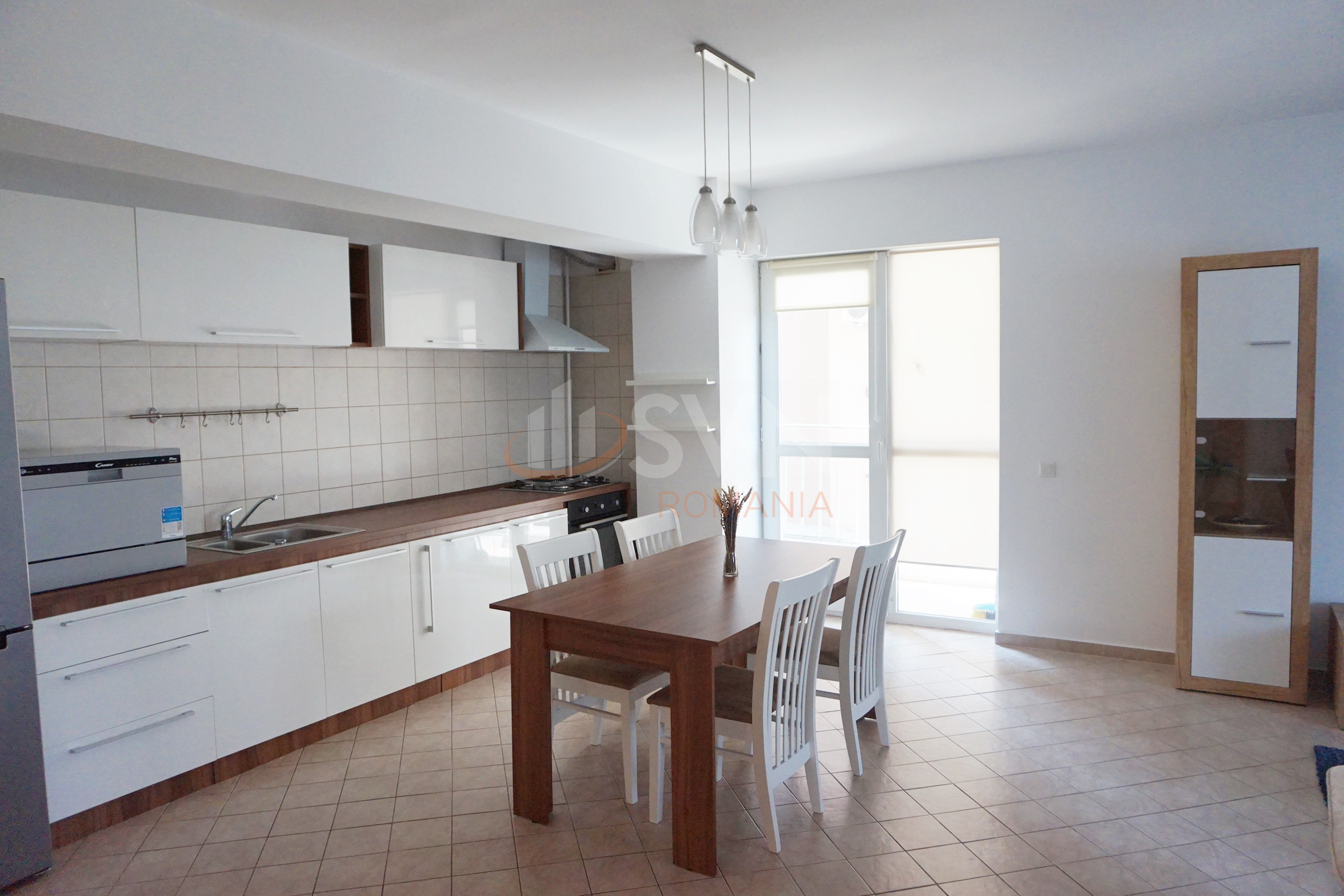 Apartament, 3 camere Bucuresti/Decebal