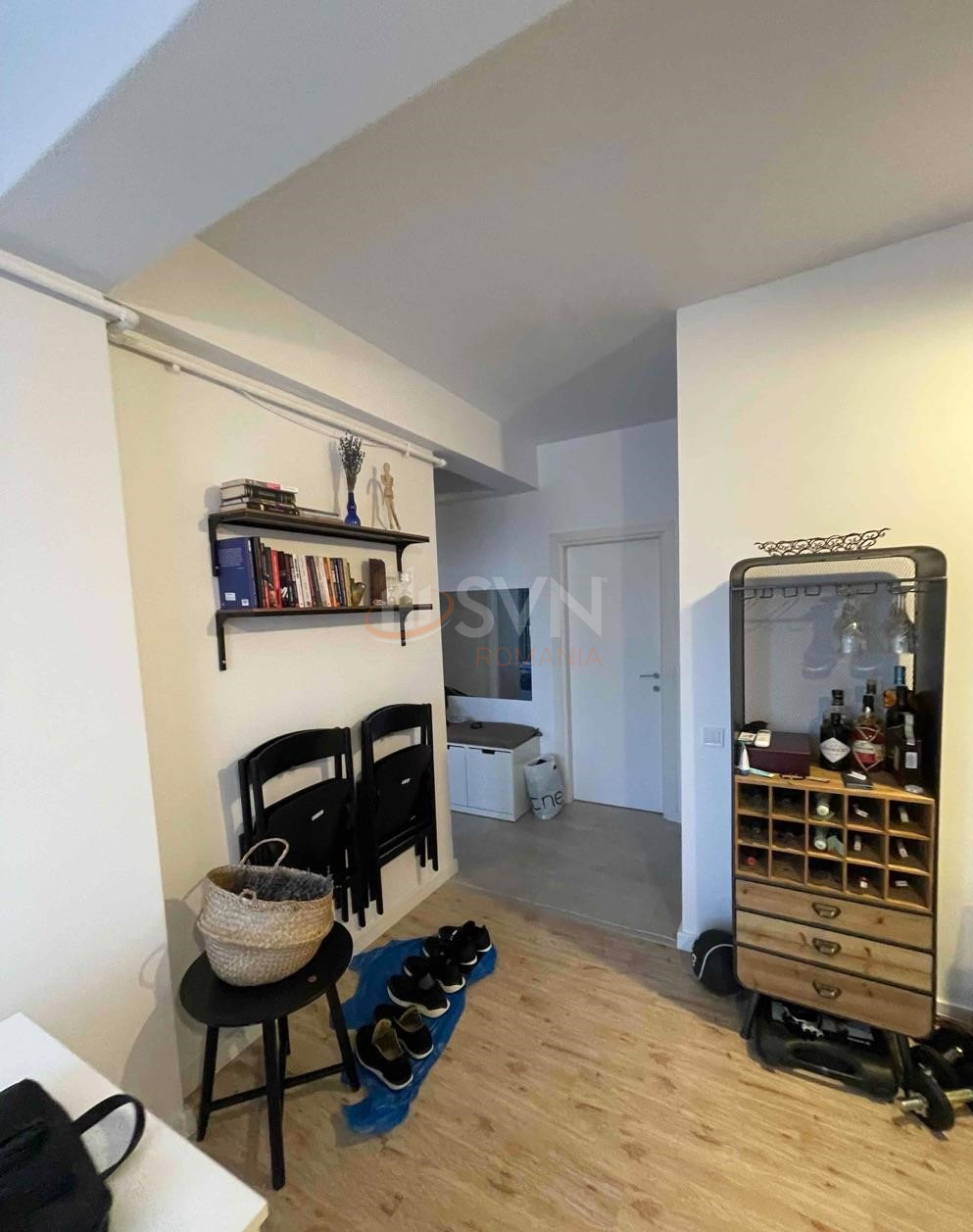 Apartament, 3 camere Bucuresti/Damaroaia