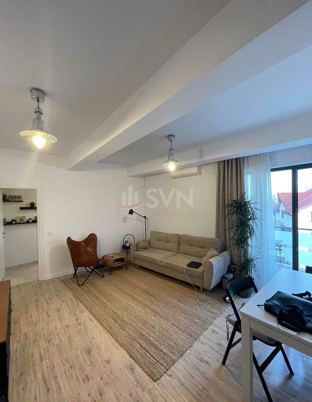 Apartament, 3 camere Bucuresti/Damaroaia