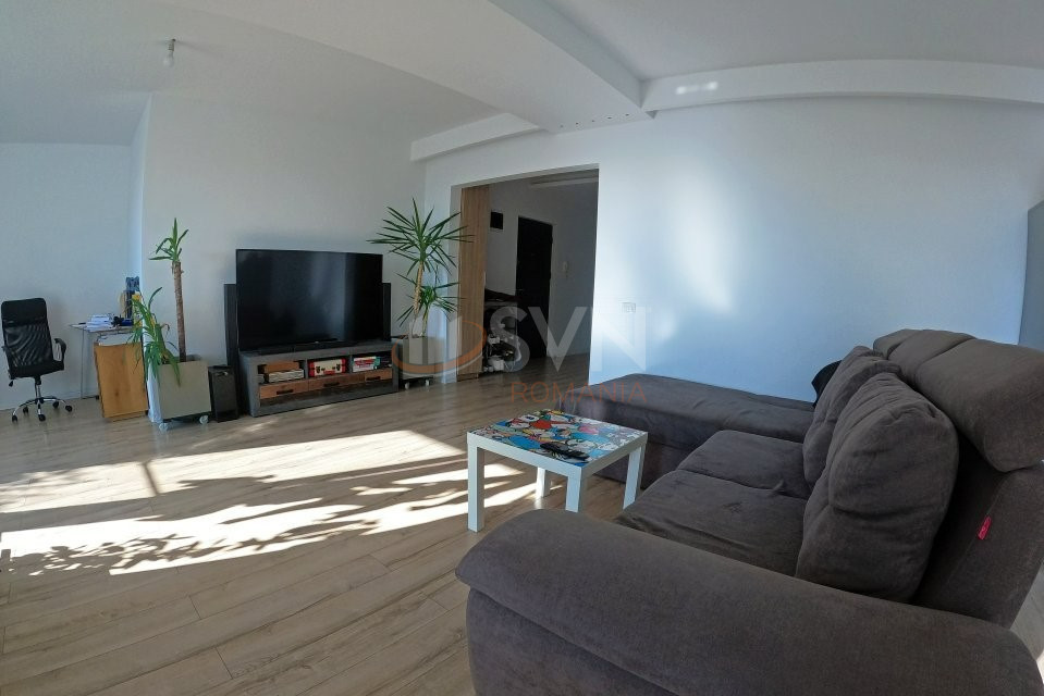 Apartament, 3 camere Bucuresti/Splaiul Independentei