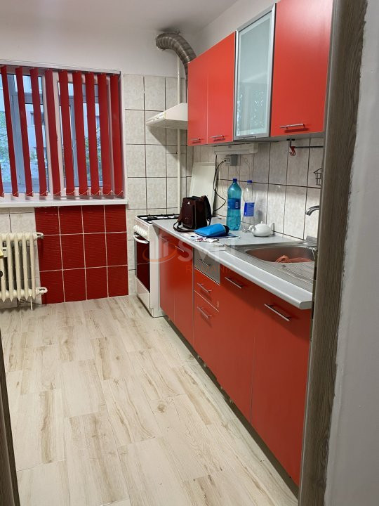 Apartament, 3 camere Bucuresti/Crangasi