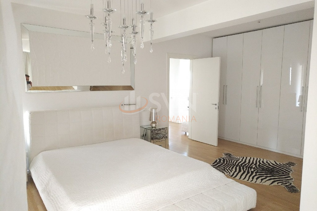 Apartament, 3 camere Cluj/Andrei Muresanu