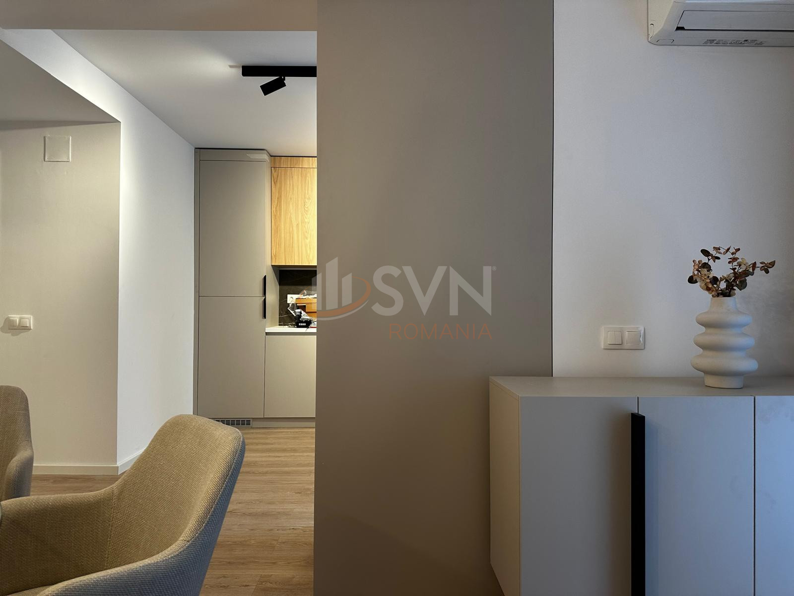 Apartament, 3 camere Bucuresti/Lacul Tei