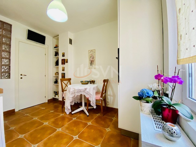 Apartament, 3 camere Bucuresti/Calea Calarasilor